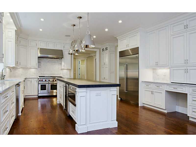 11 CHERRY BLOSSOM Lane, Smithfield, RI 02828