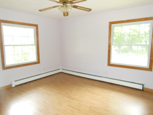 10 Grills LaneHopkinton, RI, 02833Washington County