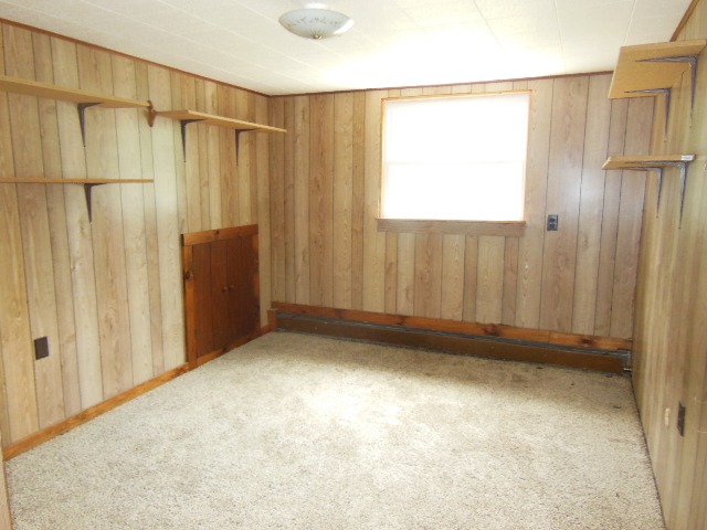 10 Grills LaneHopkinton, RI, 02833Washington County