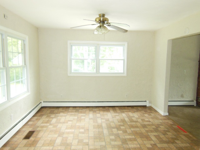 10 Grills LaneHopkinton, RI, 02833Washington County