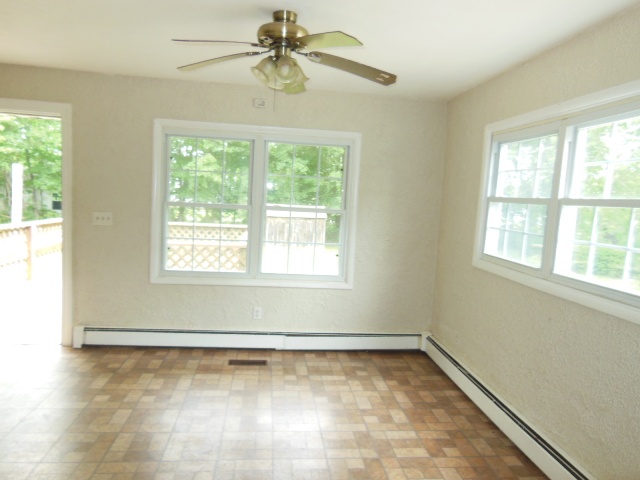 10 Grills LaneHopkinton, RI, 02833Washington County