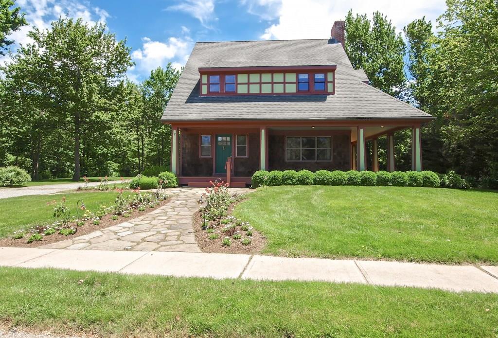9 Meadow Lane, Jamestown, RI 02835