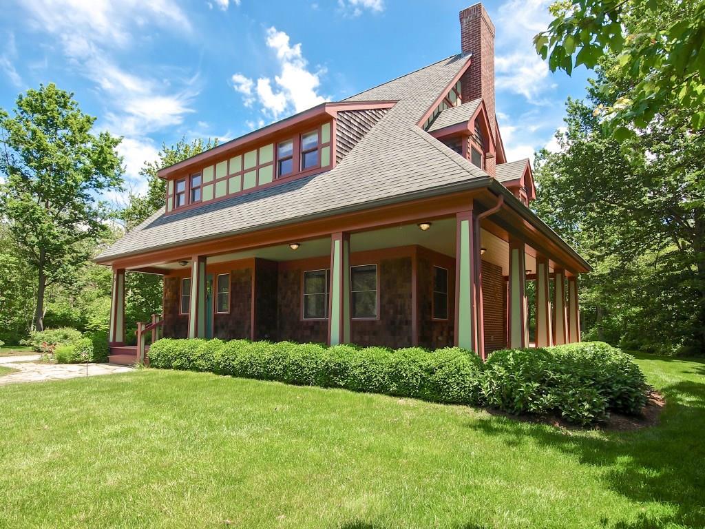 9 Meadow Lane, Jamestown, RI 02835