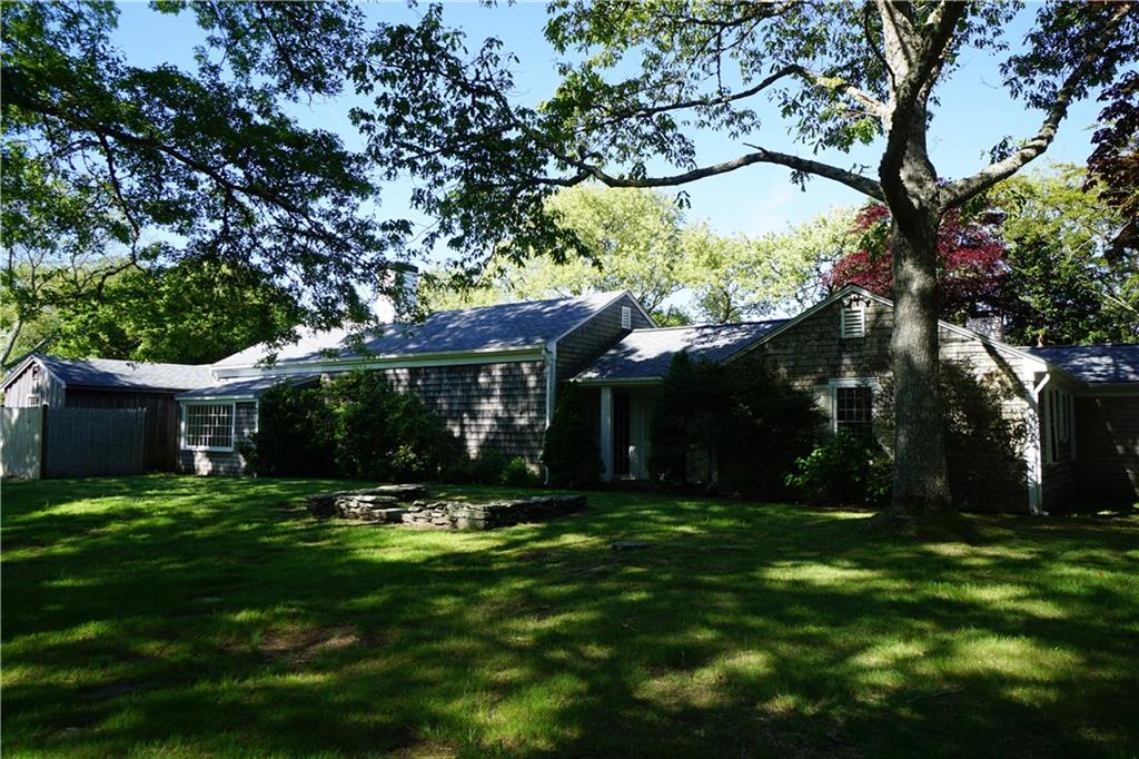 20 Indian Hill Road, Little Compton, RI 02837