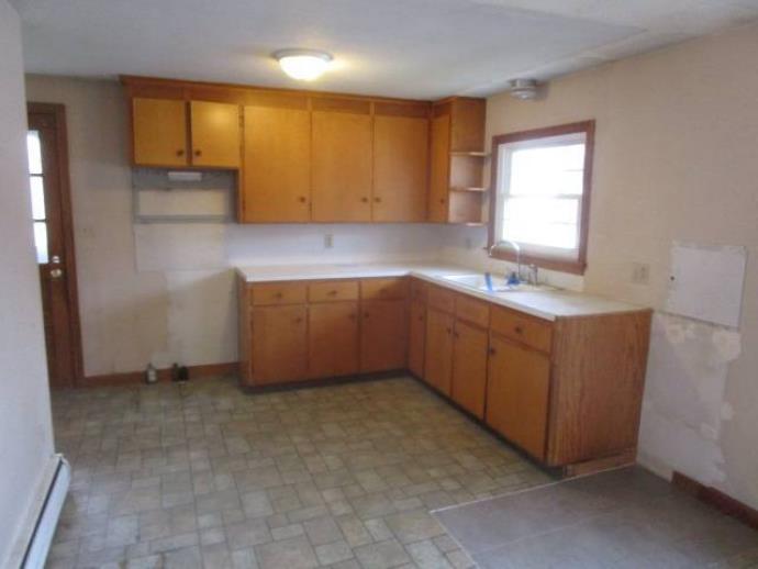 10 Mowry StManville, RI, 02838Providence County