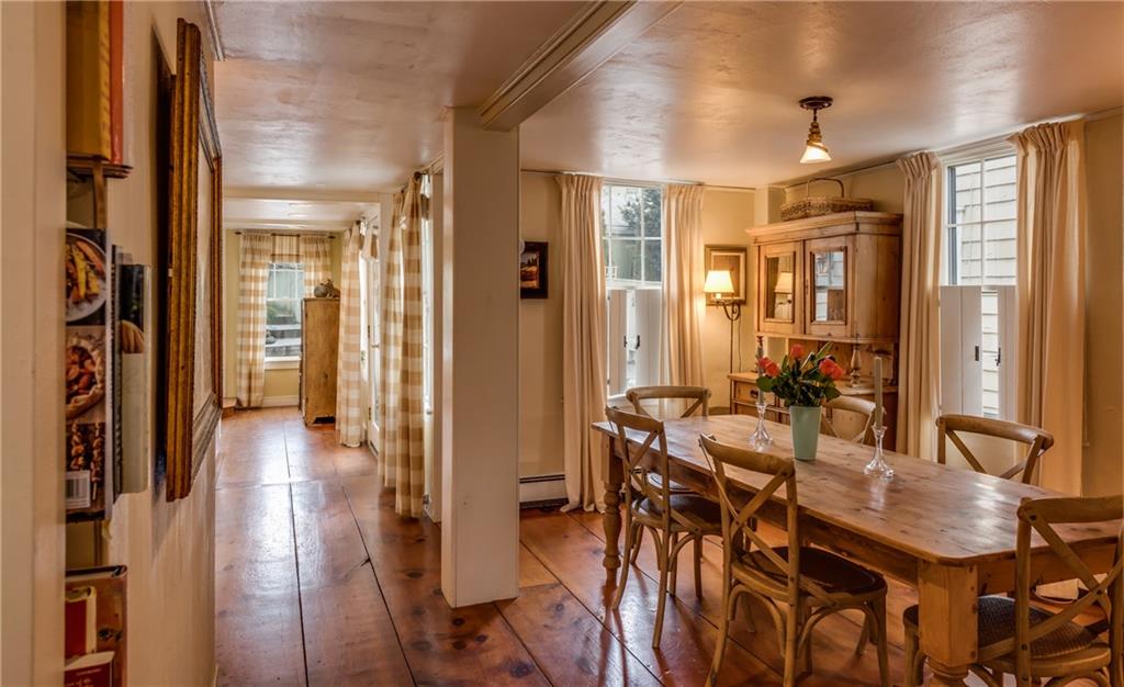 36 Thames Street, Newport, RI 02840
