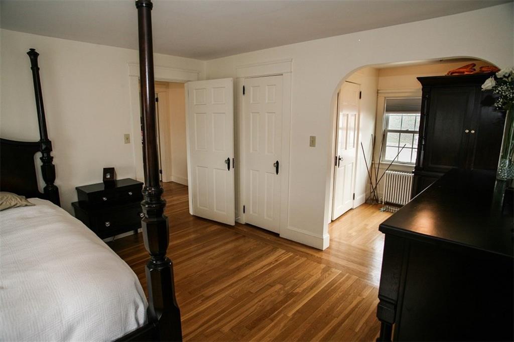 206 Coggeshall Avenue, Newport, RI 02840