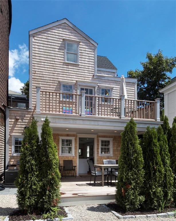 11 Clarke Street, Newport, RI 02840