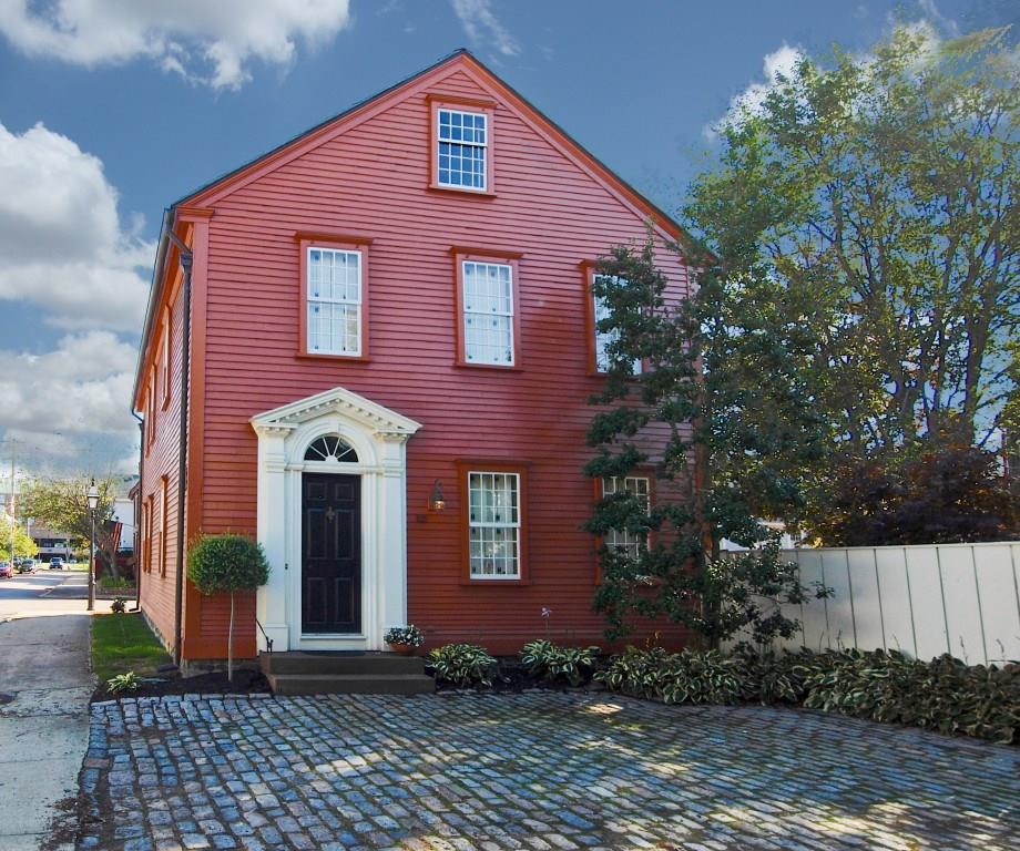 59 Bridge Street, Newport, RI 02840