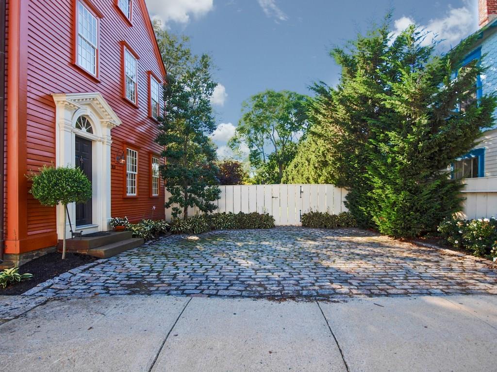 59 Bridge Street, Newport, RI 02840