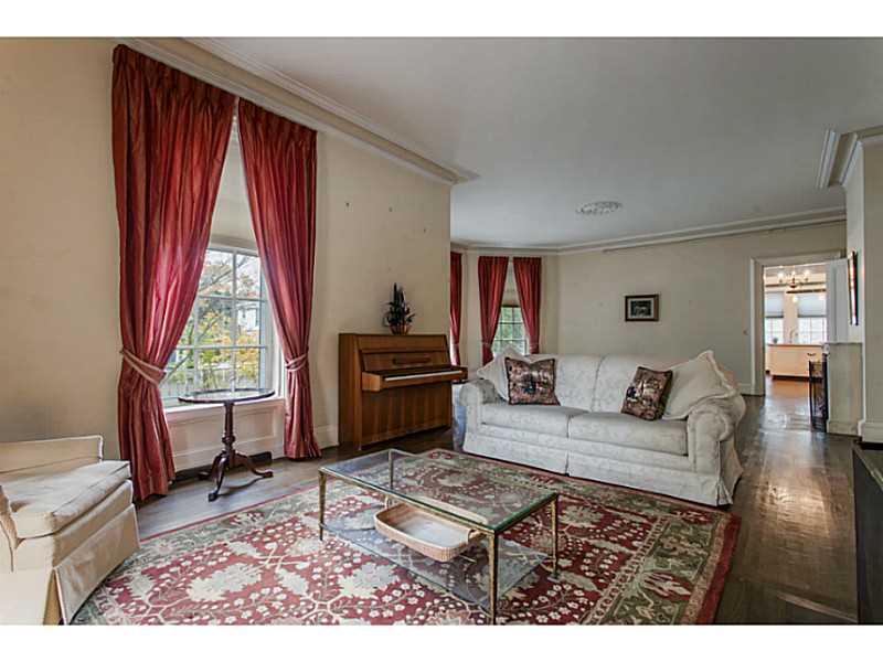 5 TOURO PARK WEST, Newport, RI 02840