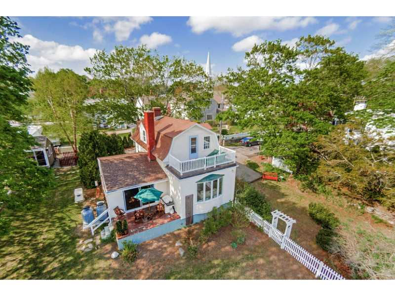 21 GOLD Street, North Kingstown, RI 02852