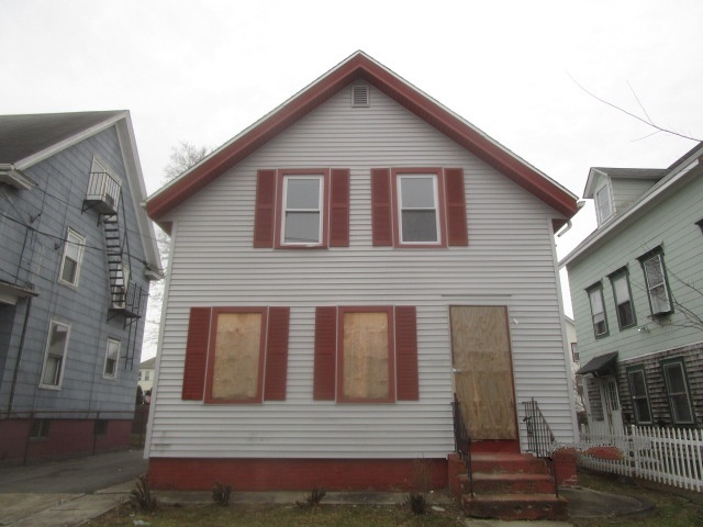 14 Paisley StreetPawtucket, RI, 02860Providence County