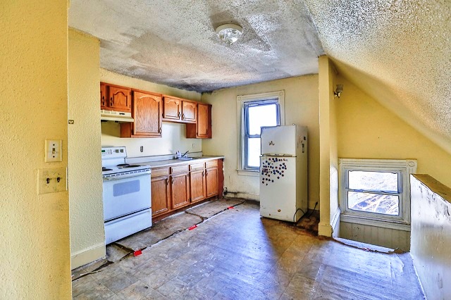 130-132 West AvenuePawtucket, RI, 02860Providence County