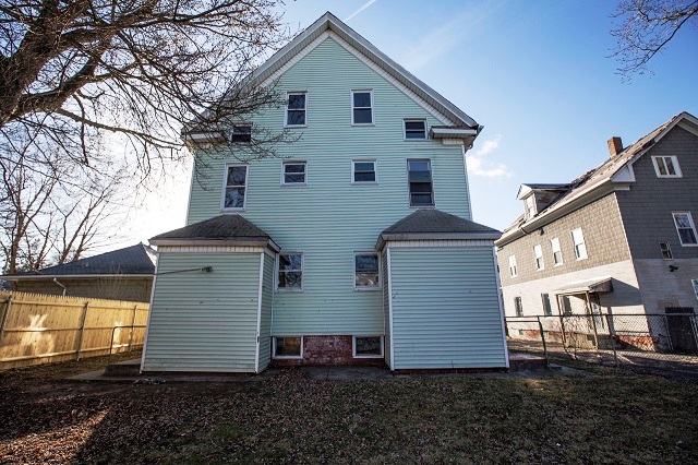 130-132 West AvenuePawtucket, RI, 02860Providence County