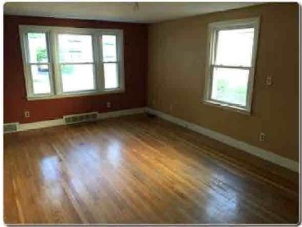154 Francis AvePawtucket, RI, 02860Providence County