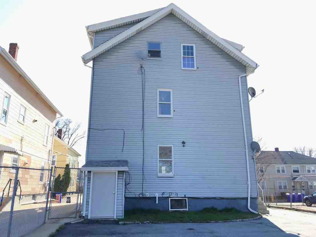 29 Washington StPawtucket, RI, 02860Providence County