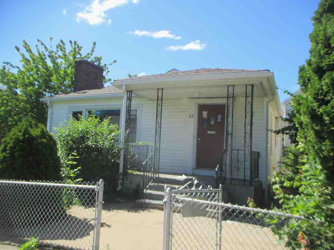 65 Columbine AvePawtucket, RI, 02861Providence County