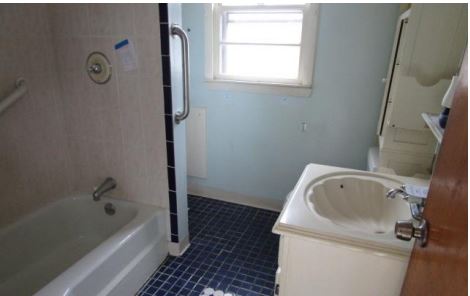 65 Woodbury StPawtucket, RI, 02861Providence County