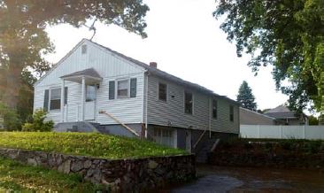 147 Hope StCumberland, RI, 02864Providence County
