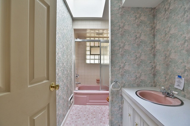30 Vista DrLincoln, RI, 02865Providence County