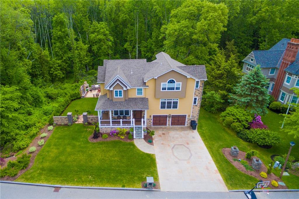 2 Thornwood Drive, Lincoln, RI 02865