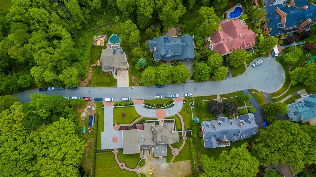 2 Thornwood Drive, Lincoln, RI 02865