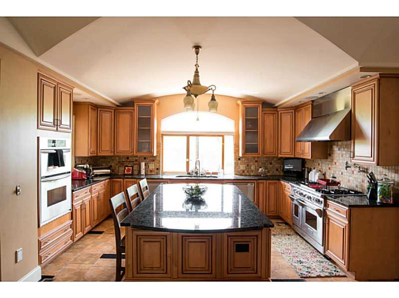 24 STEEPLE Lane, Lincoln, RI 02865