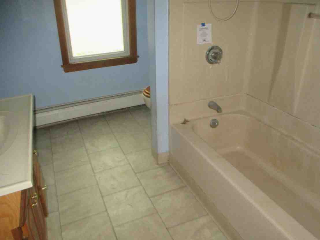 373-375 Front St02Lincoln, RI, 02865Providence County