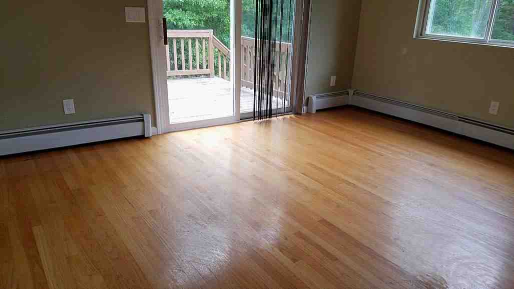 3 Cara DrLincoln, RI, 02865Providence County