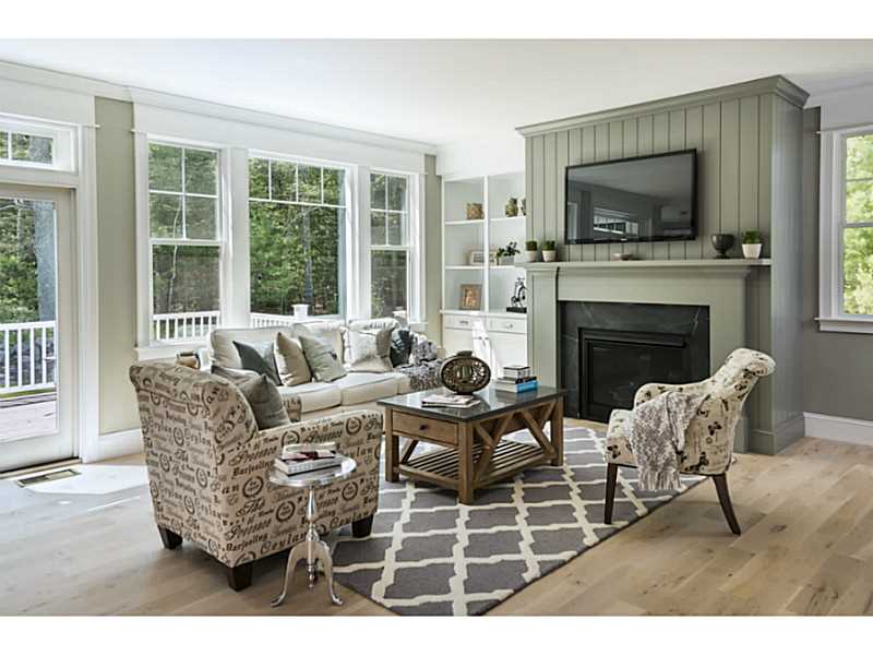 40 PLUM BEACH Road, North Kingstown, RI 02874