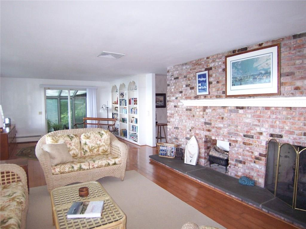 95 Lloyd Road, North Kingstown, RI 02874