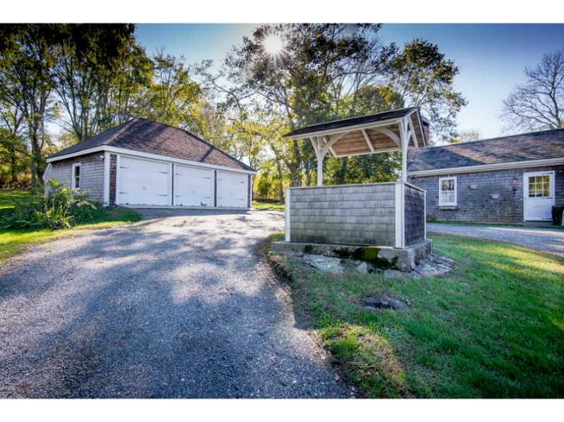 4340 MAIN Road, Tiverton, RI 02878