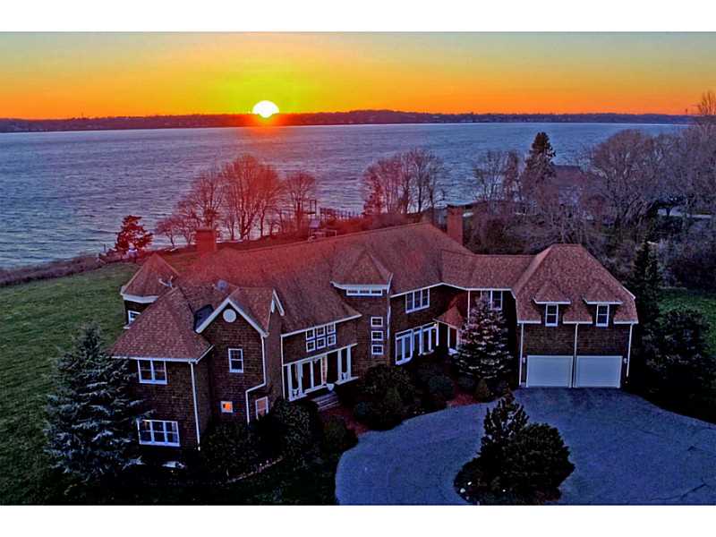 112 RIVERSCAPE Lane, Tiverton, RI 02878