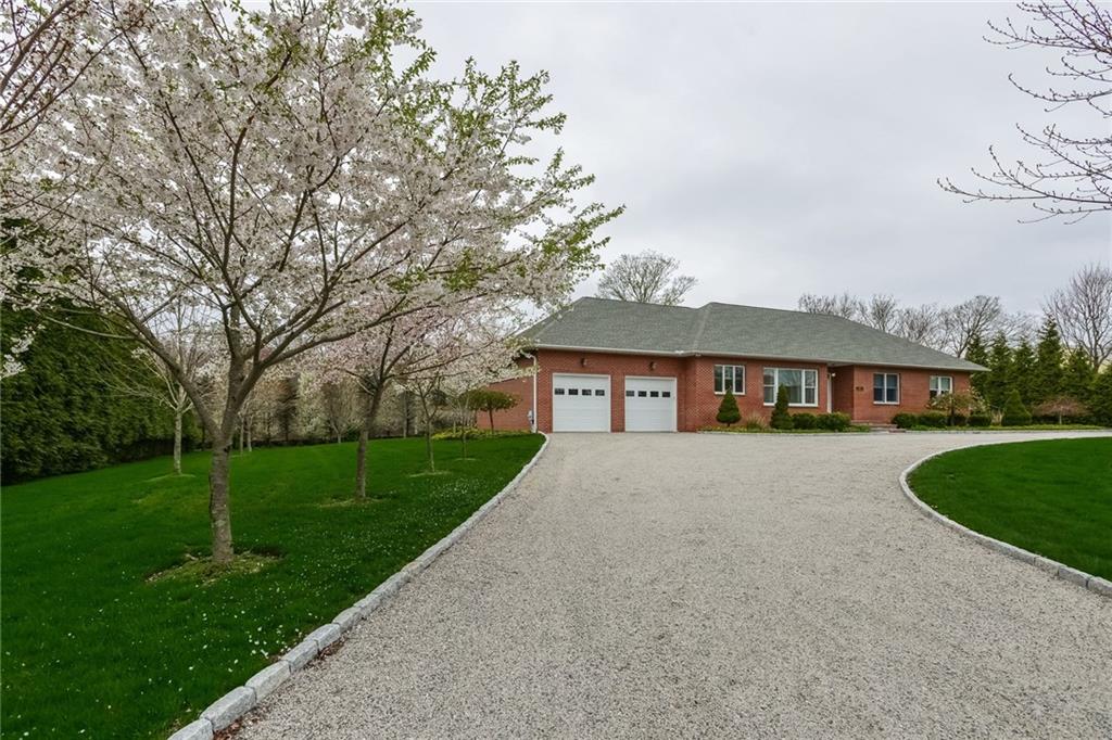 53 SOUTH CLIFF Drive, Narragansett, RI 02882