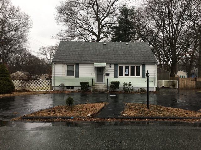 6 Adrian StWarwick, RI, 02886Kent County