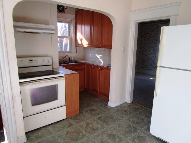30 Delaware AveWarwick, RI, 02888Kent County