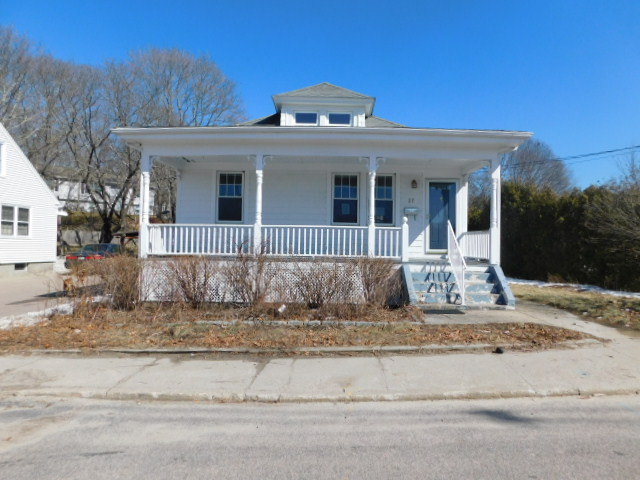 27 Pond StWesterly, RI, 02891Washington County