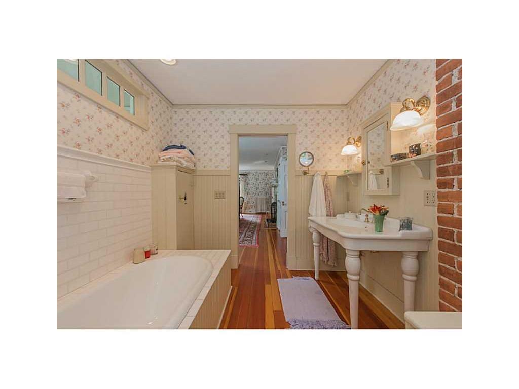 1 BABCOCK Road, Westerly, RI 02891