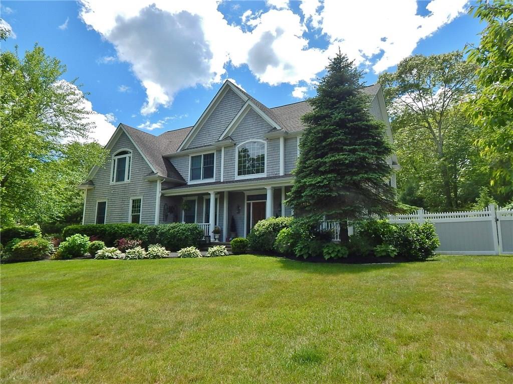 15 Links Passage, Westerly, RI 02891