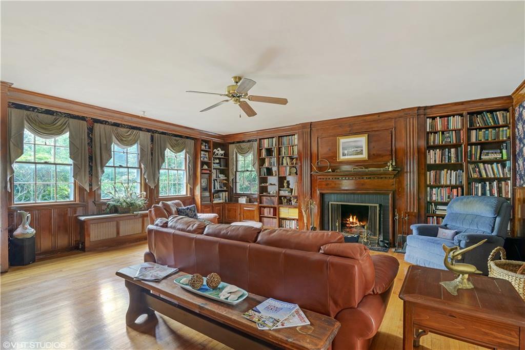 23 SHORE Road, Westerly, RI 02891