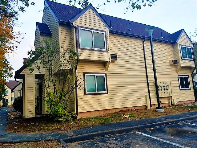 219p High StWesterly, RI, 02891Washington County