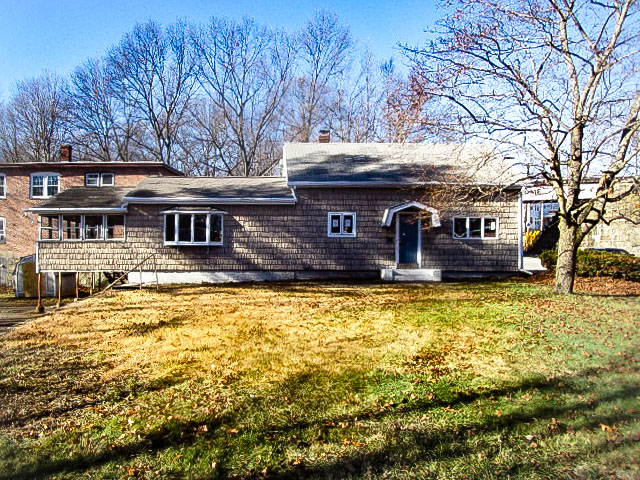 142 Mason StreetWoonsocket, RI, 02895Providence County