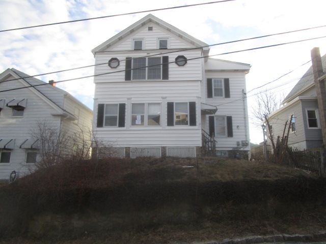 76 Thomas StWoonsocket, RI, 02895Providence County