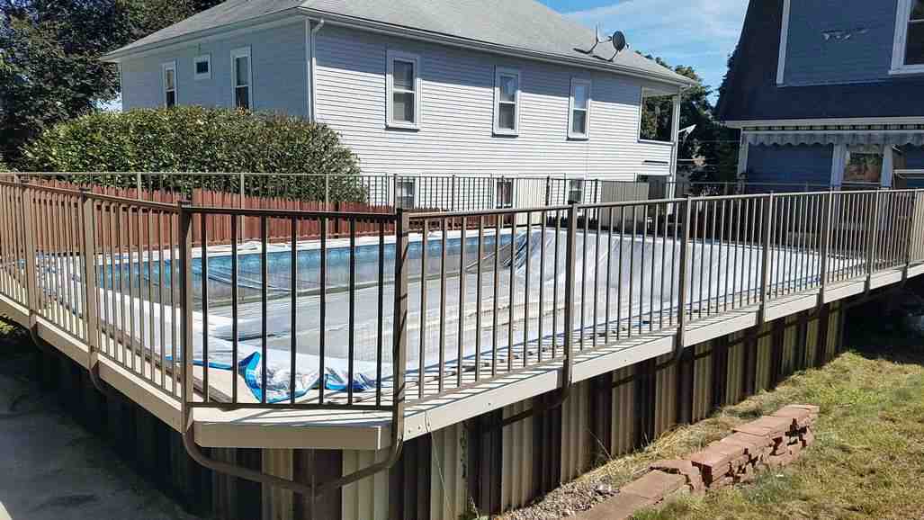 174 Rivulet StWoonsocket, RI, 02895Providence County