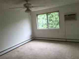 93 Woodside DriveNorth Providence, RI, 02904Providence County