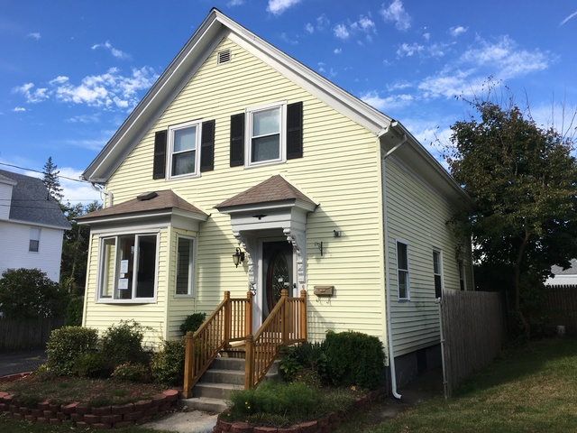 153 Greenwood StCranston, RI, 02910Providence County