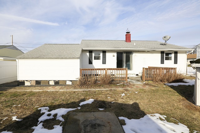 41 Blanche AveEast Providence, RI, 02914Providence County