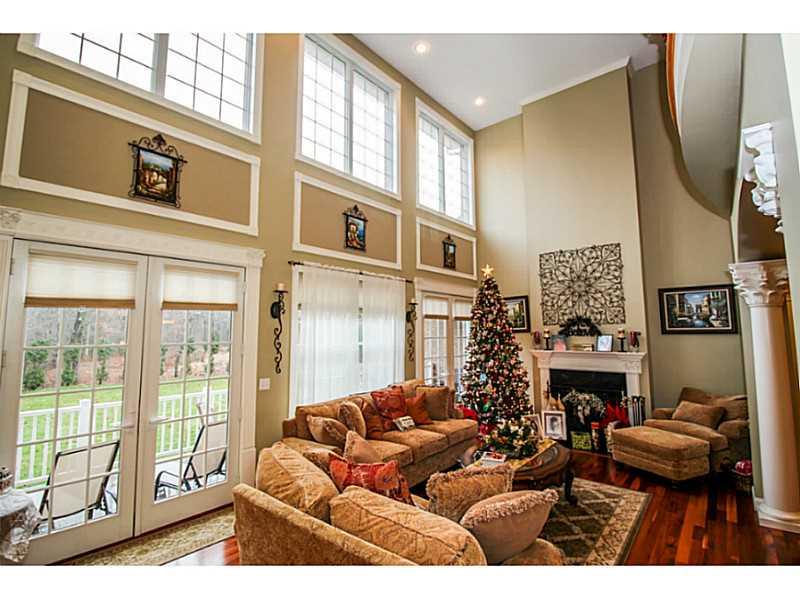 14 VICTORIA Drive, Smithfield, RI 02917