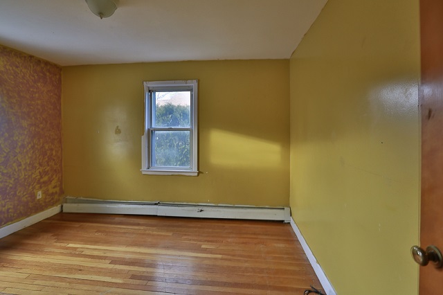 518 Killingly StJohnston, RI, 02919Providence County